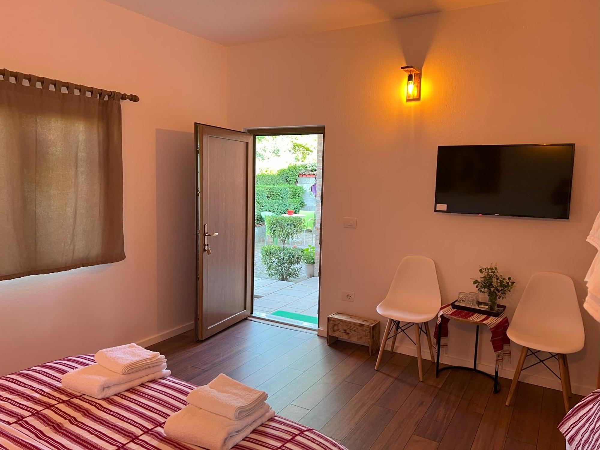 Guesthouse Koleci - Mrizi I Zanave Fishte Exteriör bild
